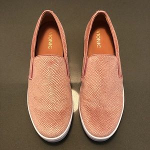 VIONIC size 9.5 pink velvet slip on sneakers